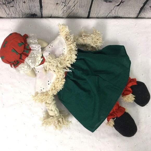 Christmas Around the World Vintage 90's Grannie Flo, Hip and Hop Bunny Dolls - Picture 11 of 12